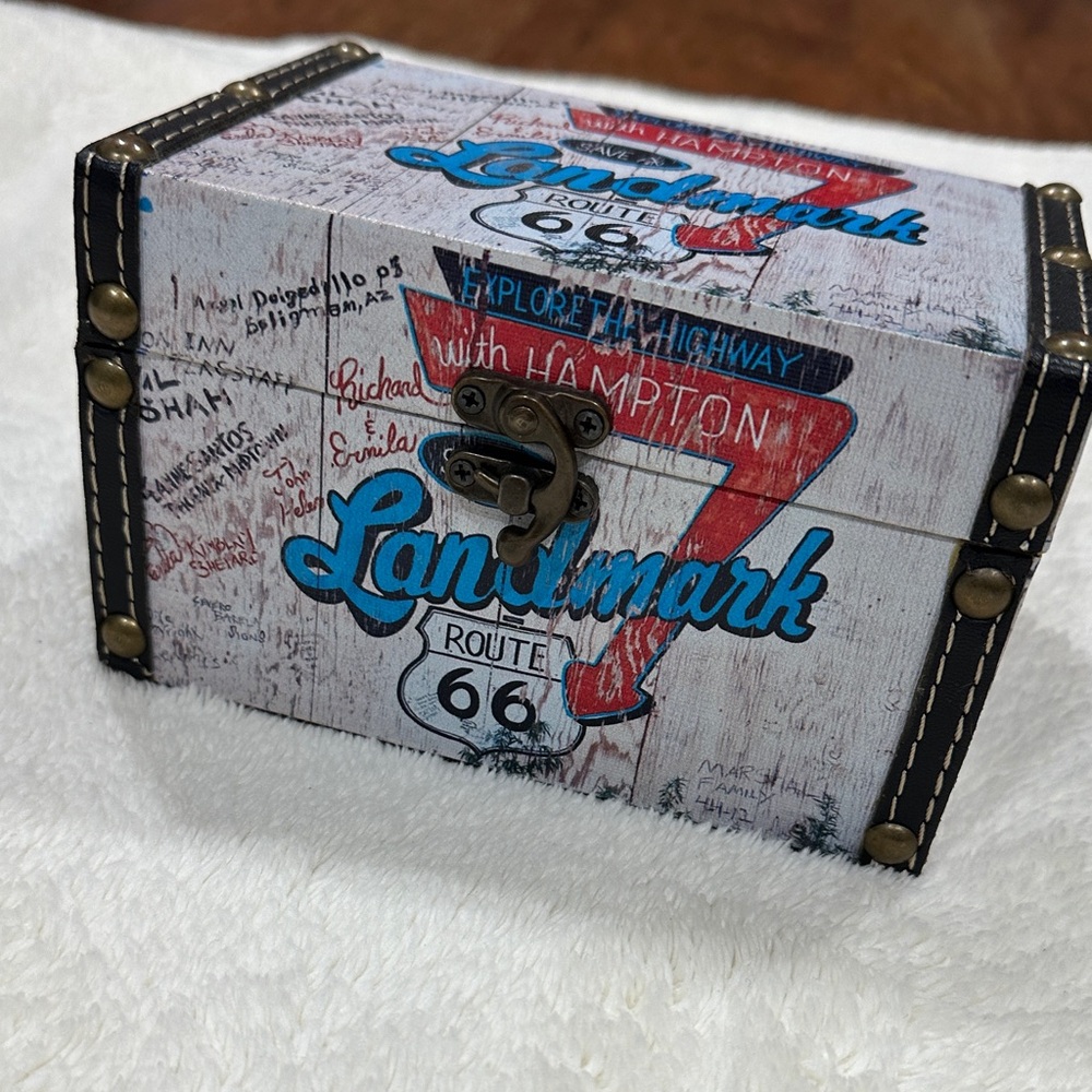 Route 66 Landmark Box - Red, Blue, White